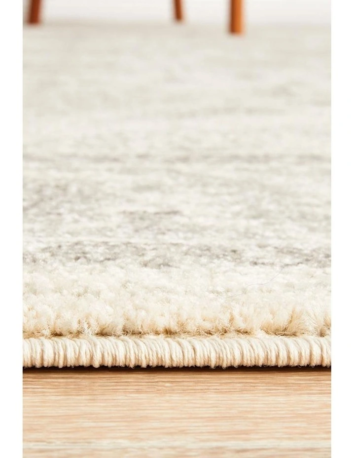 Evoke Winter Transitional Rug in White image 5