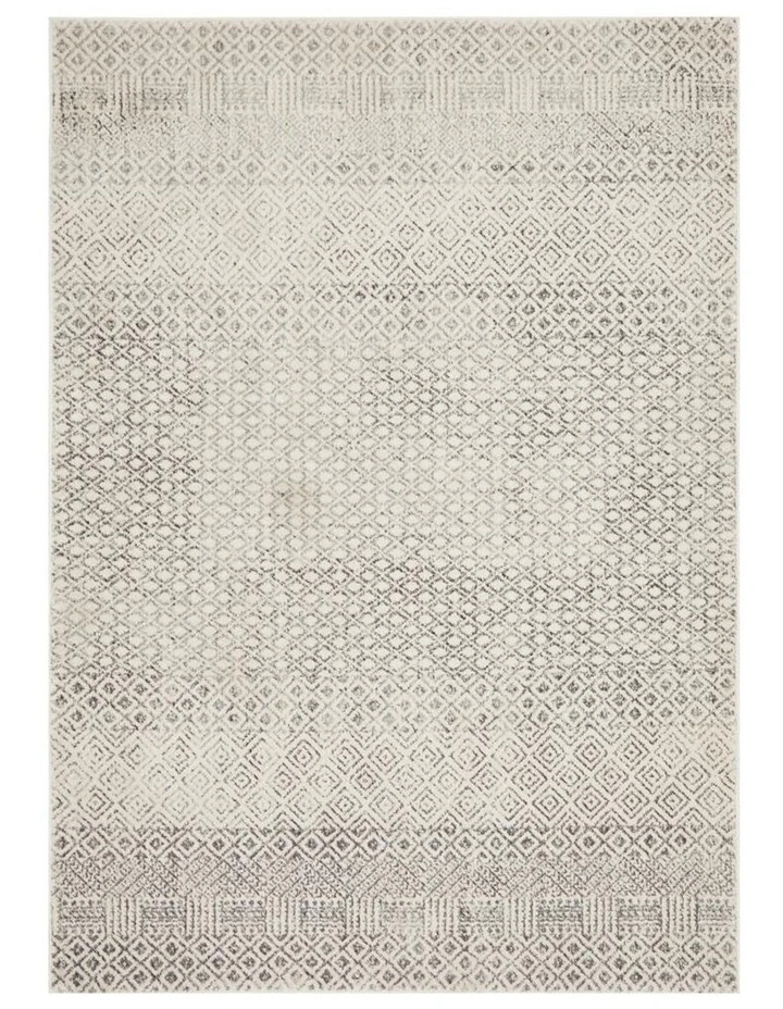 Evoke Diamond Transitional Rug in Grey image 1