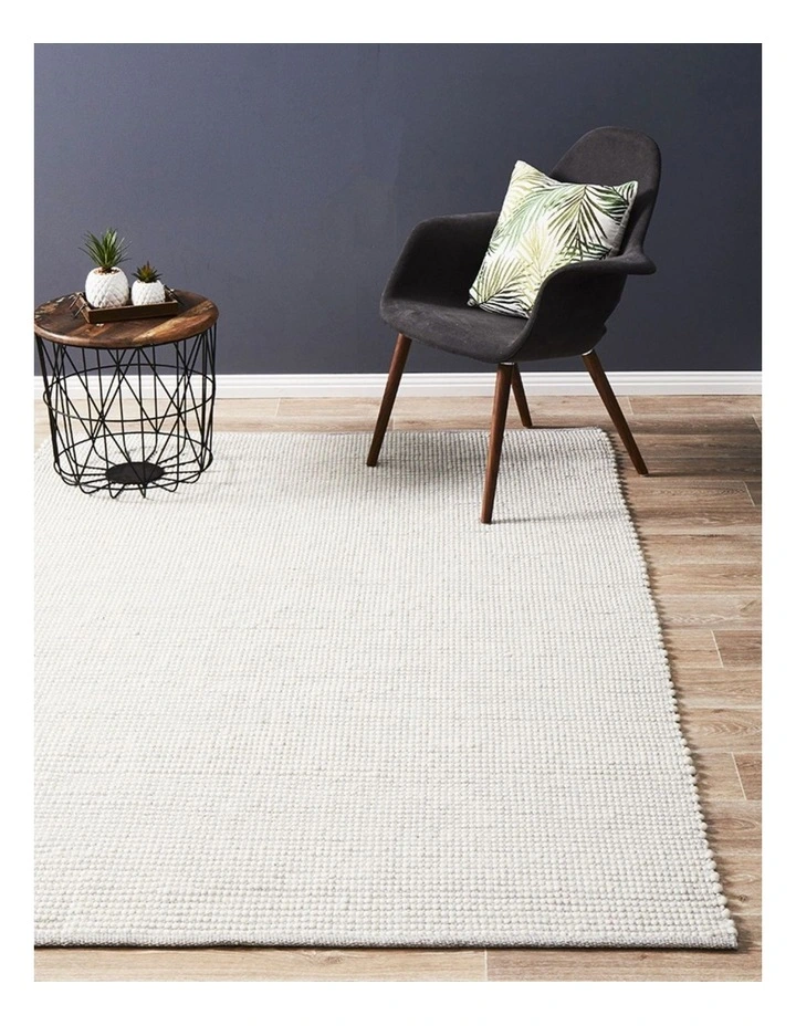 Loft Stunning Wool Rug in Silver image 2