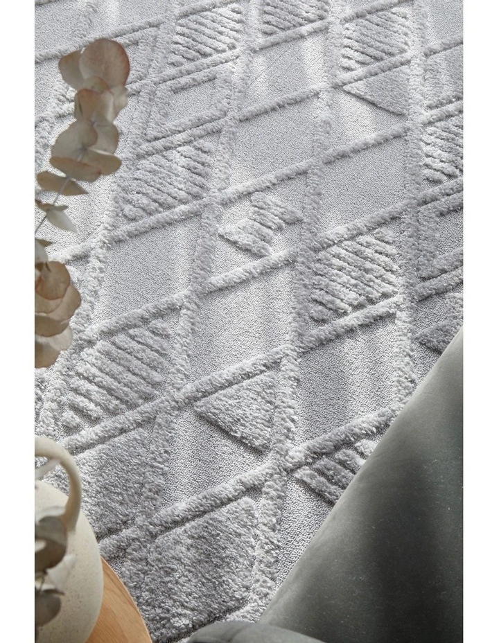 Marigold Lisa Rug in Silver image 3
