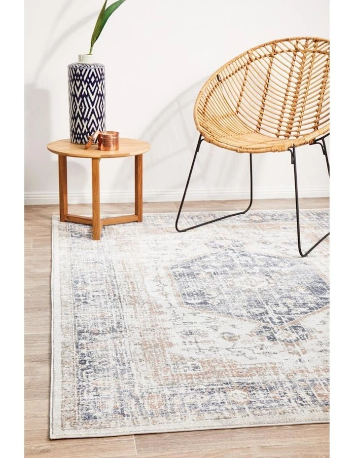 Mayfair Lorissa Rug in Blue image 3