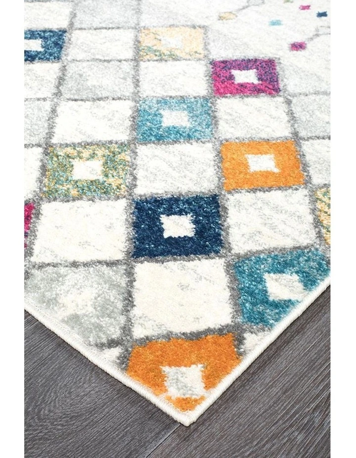 Mirage Peggy Tribal Morrocan Style Runner Rug in White image 2