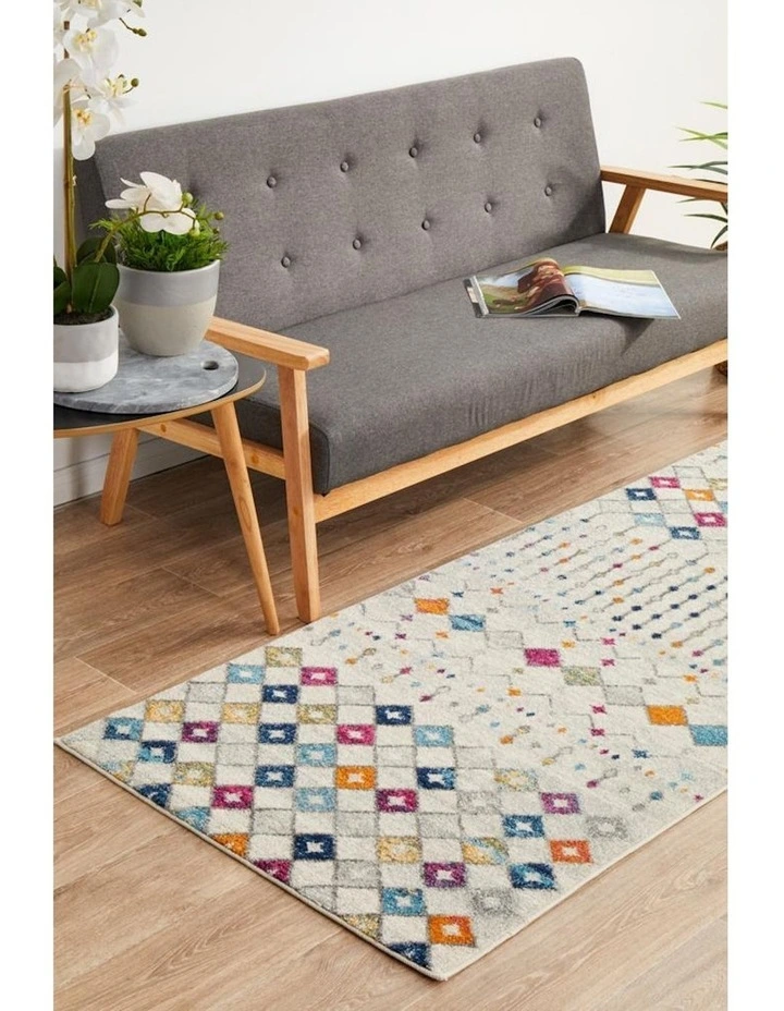 Mirage Peggy Tribal Morrocan Style Runner Rug in White image 5