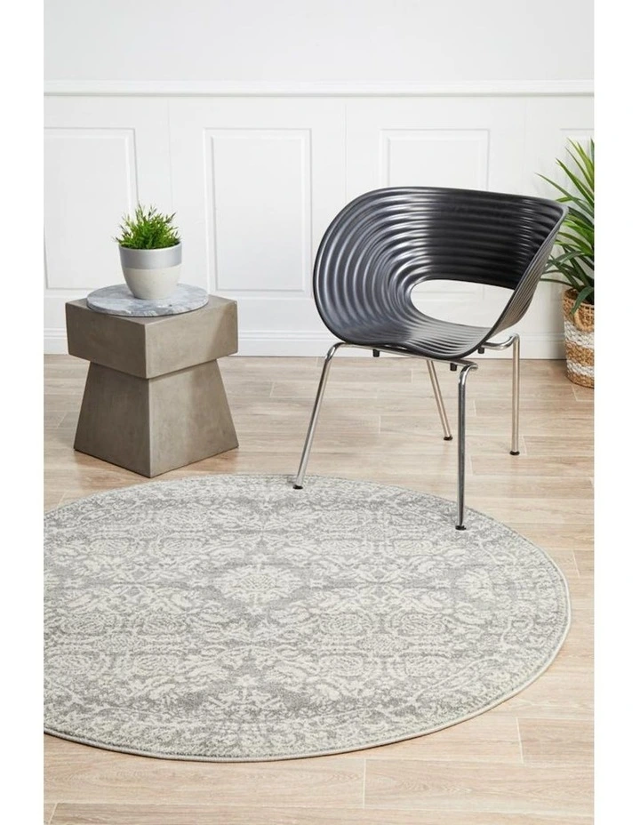Mirage Gwyneth Stunning Transitional Round Rug in Silver image 4