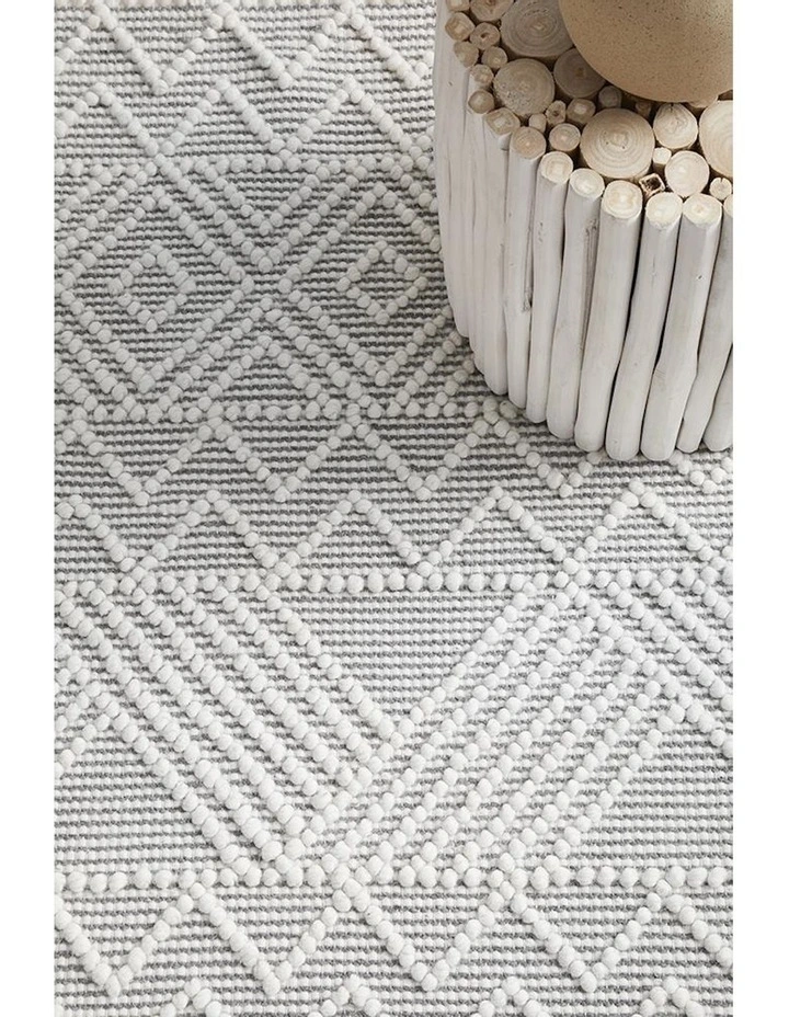 Maison Kate Rug in Grey image 5