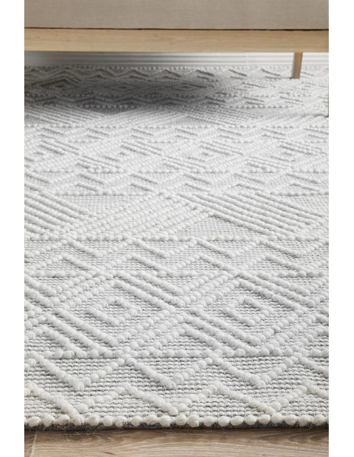 Maison Kate Rug in Grey image 7
