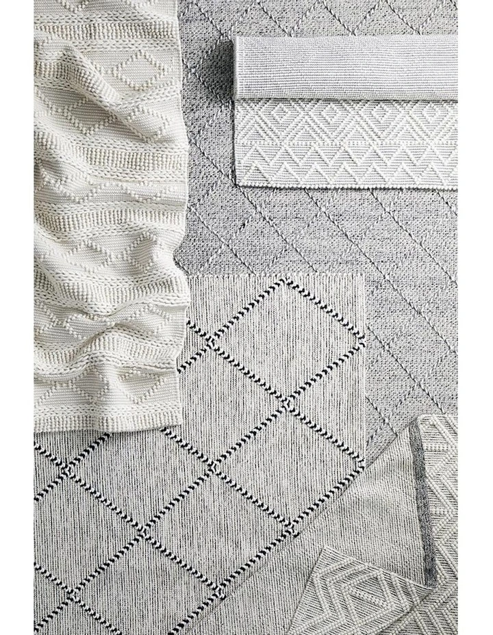 Maison Noah Rug in Grey image 2