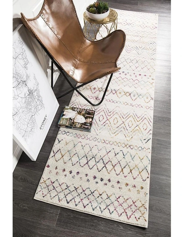 Oasis Nadia Rustic Tribal Runner Rug in Multi image 2
