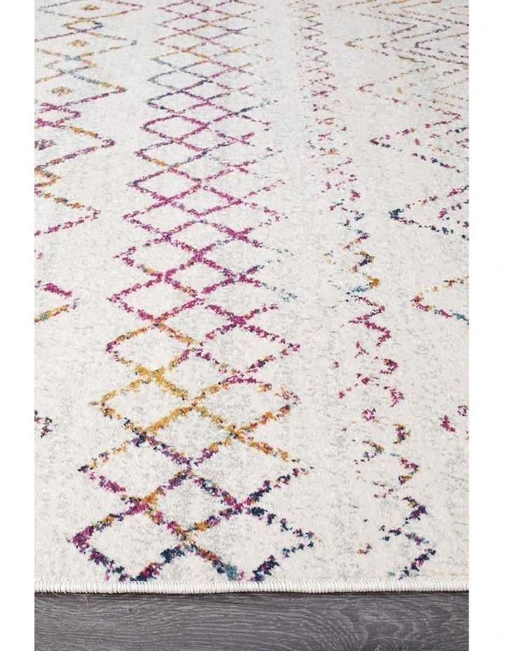 Oasis Nadia Rustic Tribal Runner Rug in Multi image 4