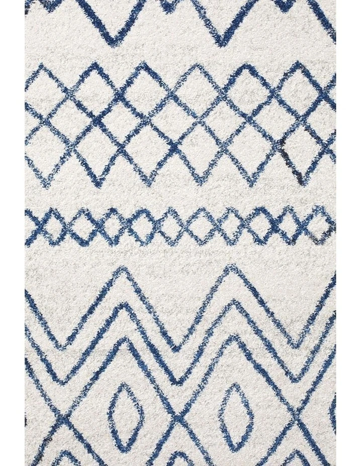Oasis Nadia Rustic Tribal Runner Rug in White image 5