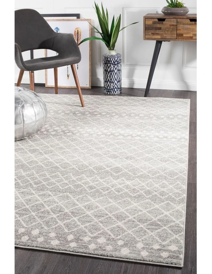 Oasis Selma Tribal Rug in Silver image 2