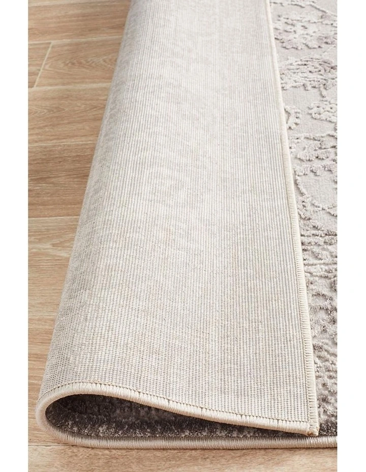 Opulence Lucy Rug in Silver image 2