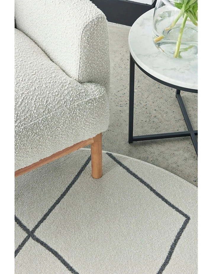 Paradise Lola Round Rug in White image 4