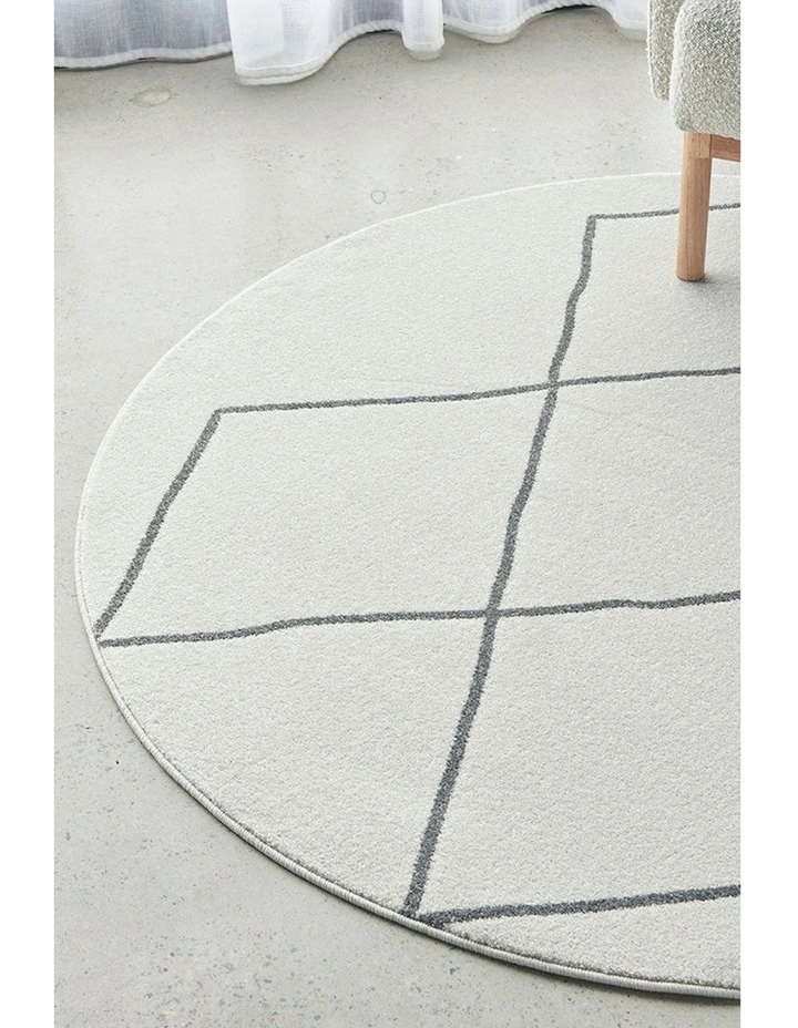Paradise Lola Round Rug in White image 7