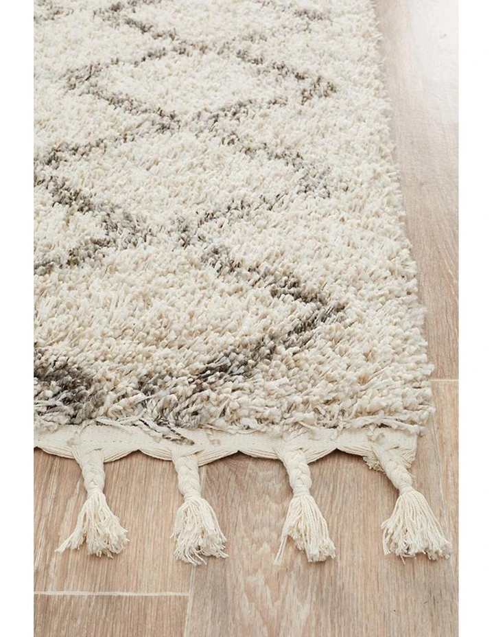 Saffron 11 Runner Rug in Natural image 4