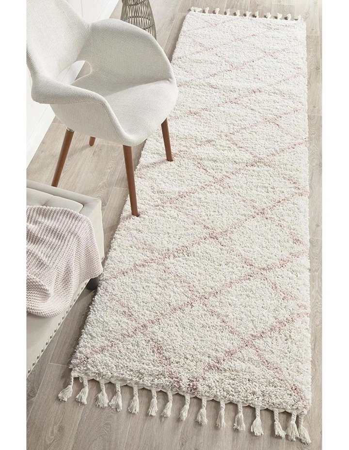 Rug Culture Saffron 22 Runner Rug In White/Pink image 2
