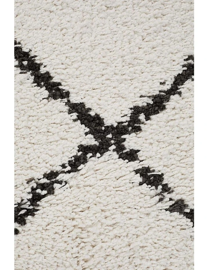 Saffron 22 Rug in White image 6