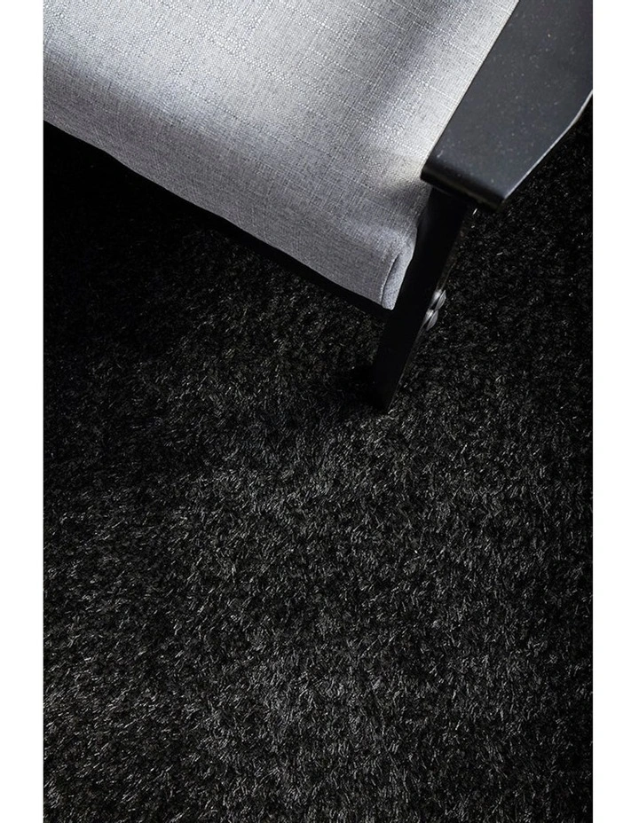 Sienna Rug in Black image 4