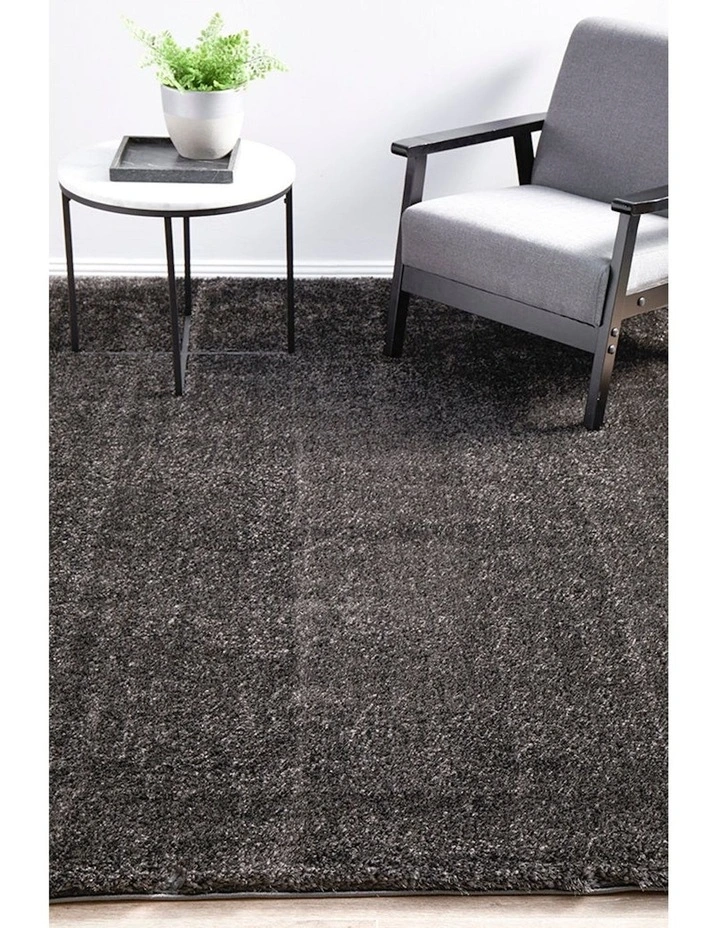 Sienna Seal Rug in Grey image 3