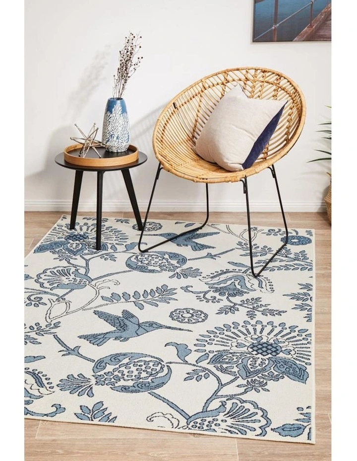 Seaside Rug in White image 4