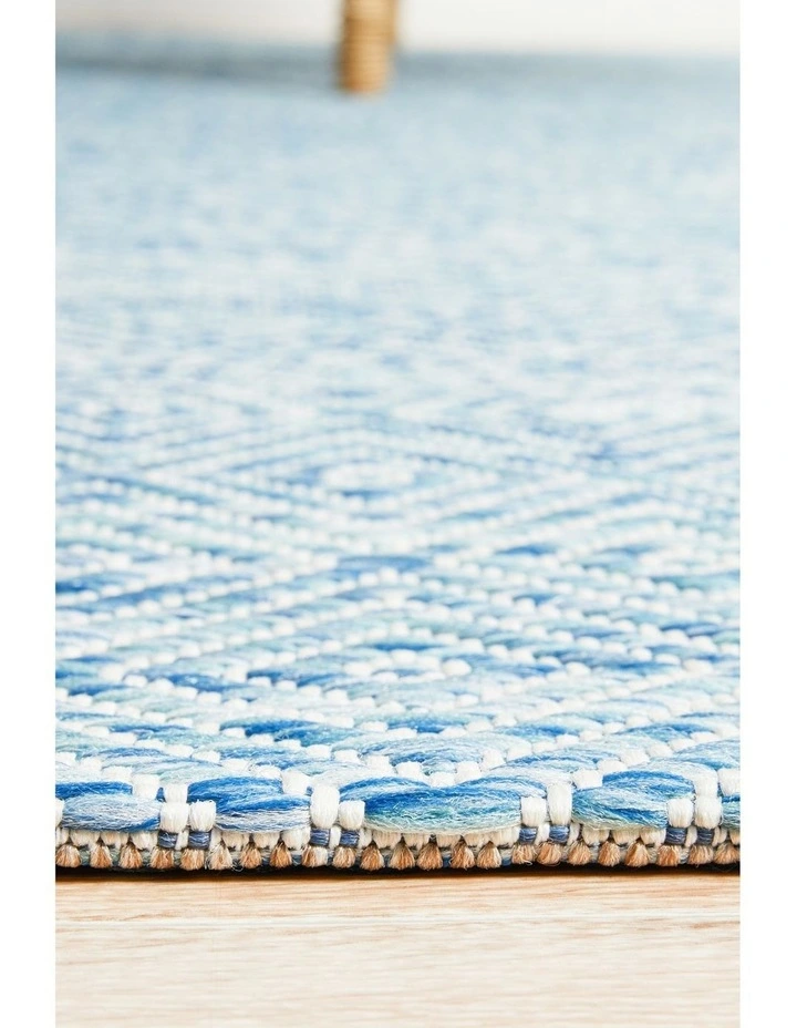 Terrace Rug 5500 in Blue image 6