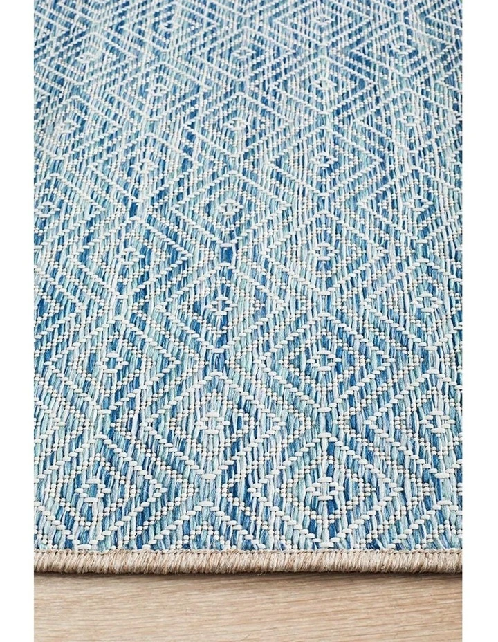 Terrace Rug 5500 in Blue image 5
