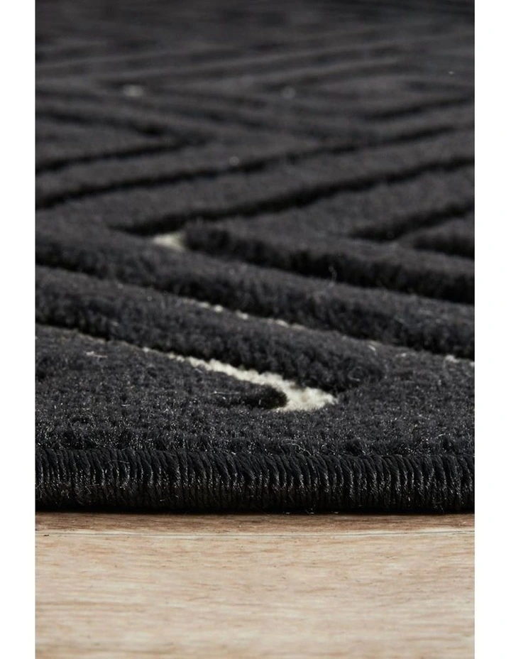 York Alice Rug in Black image 7