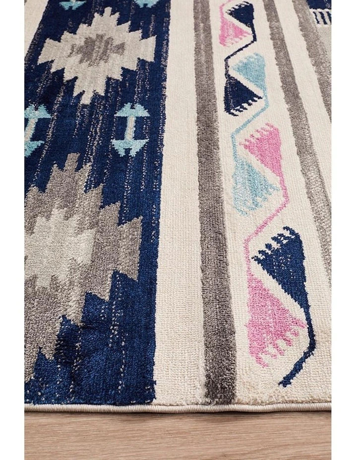 Zanzibar Rug 761 in Navy image 5