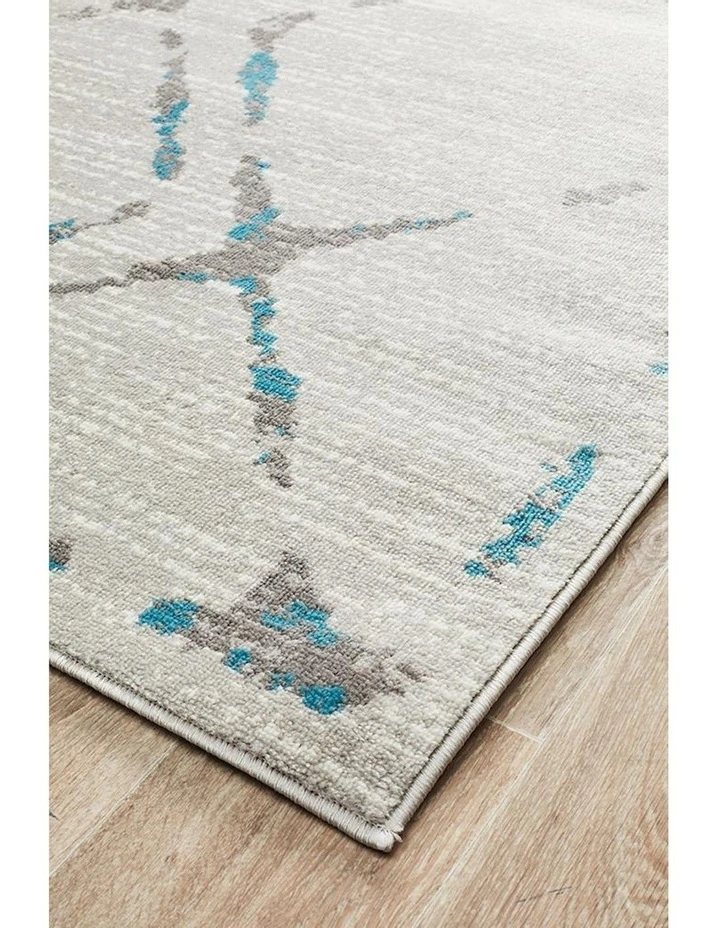 Metro Contemporary Diamond Rug in Blue image 6