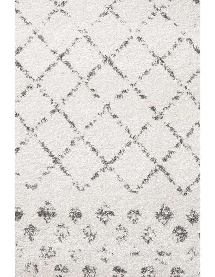 Oasis Selma Tribal Round Rug in White Grey image 6