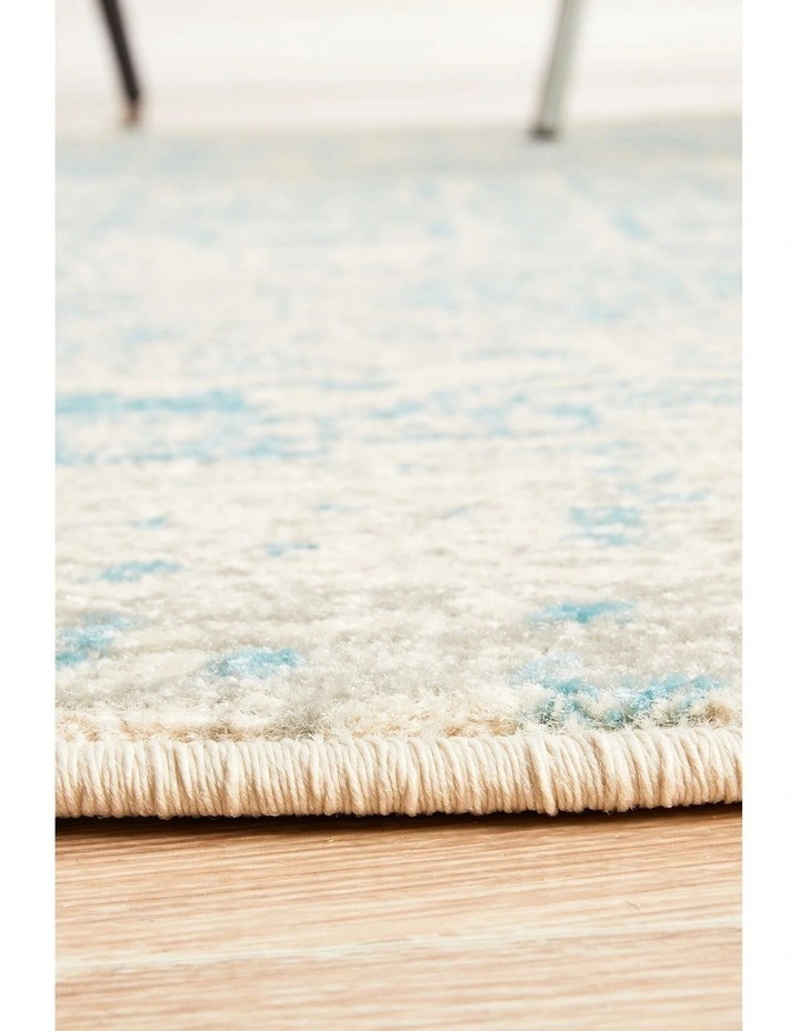 Evoke 253 Round Rug in White image 7