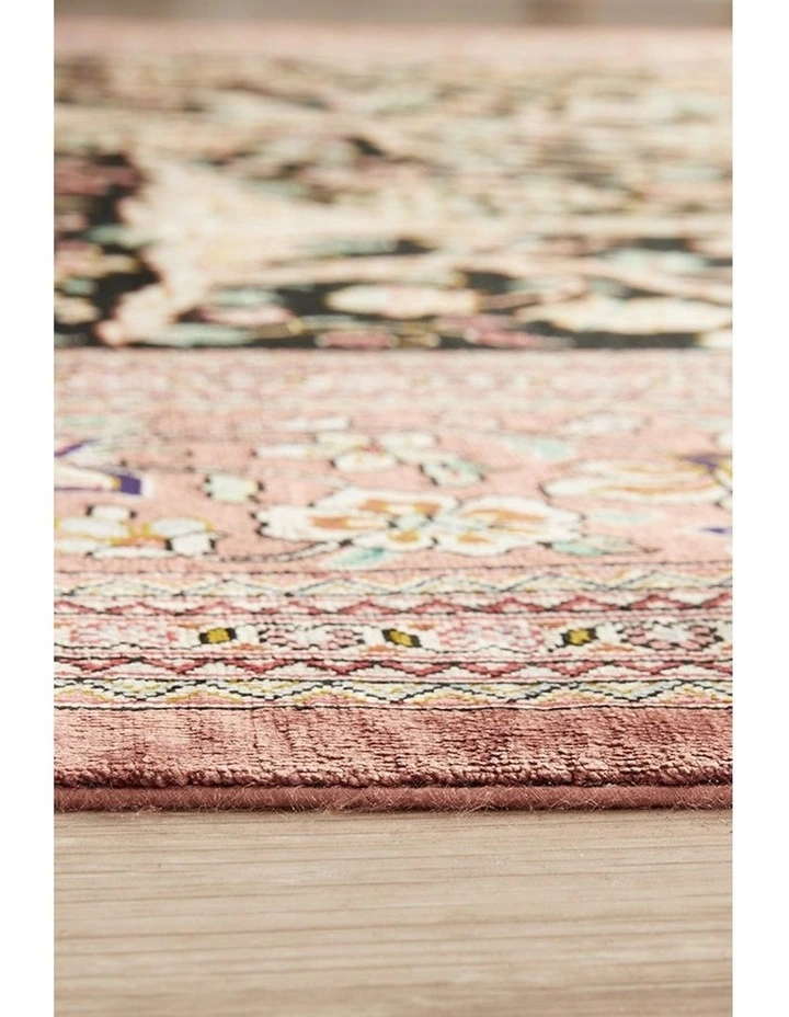 Handknotted Persian Qum Rug 205X130cm image 4