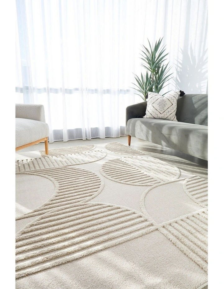 Lotus Leo Rug in Beige image 2