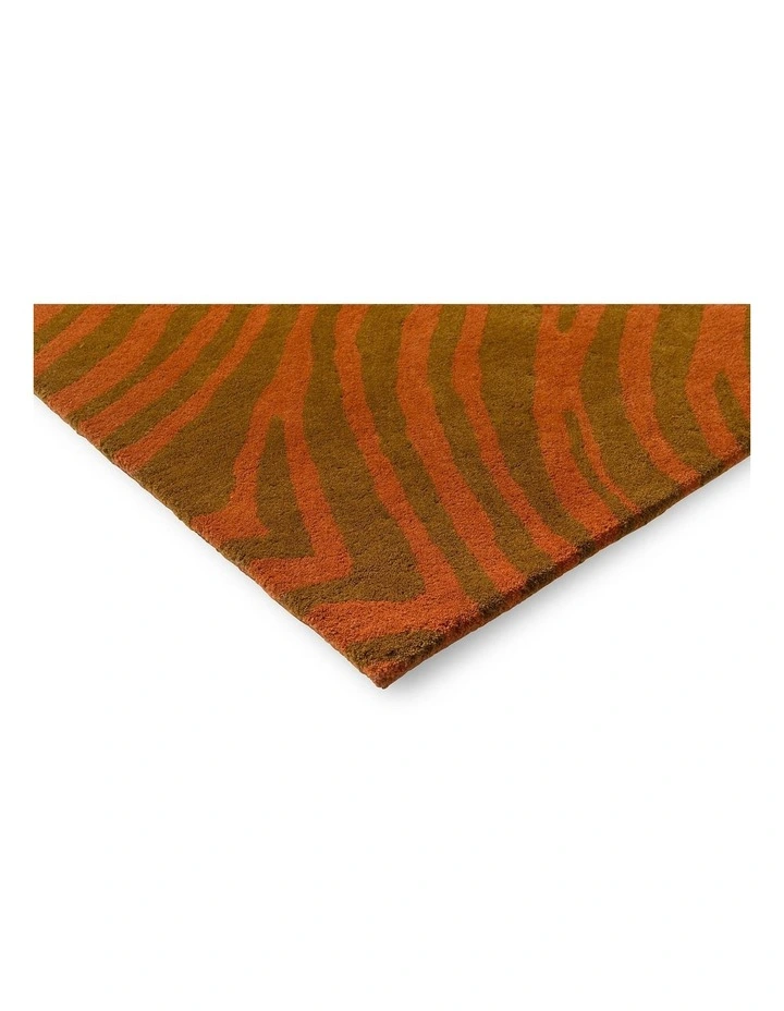 Decor Groove Rug in Burnt Orange image 5