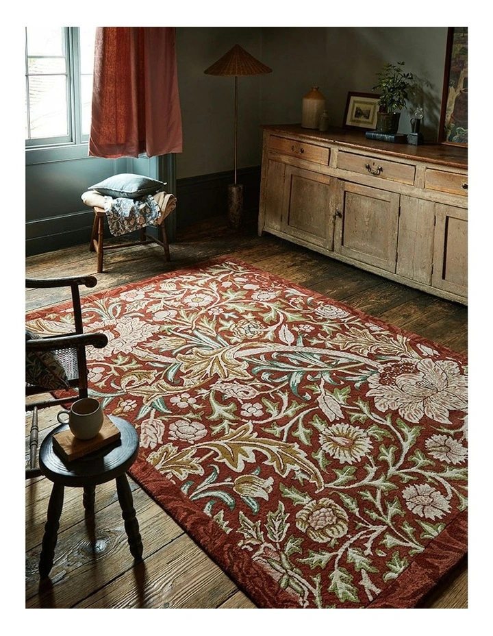 Trent House Rug in Red image 3