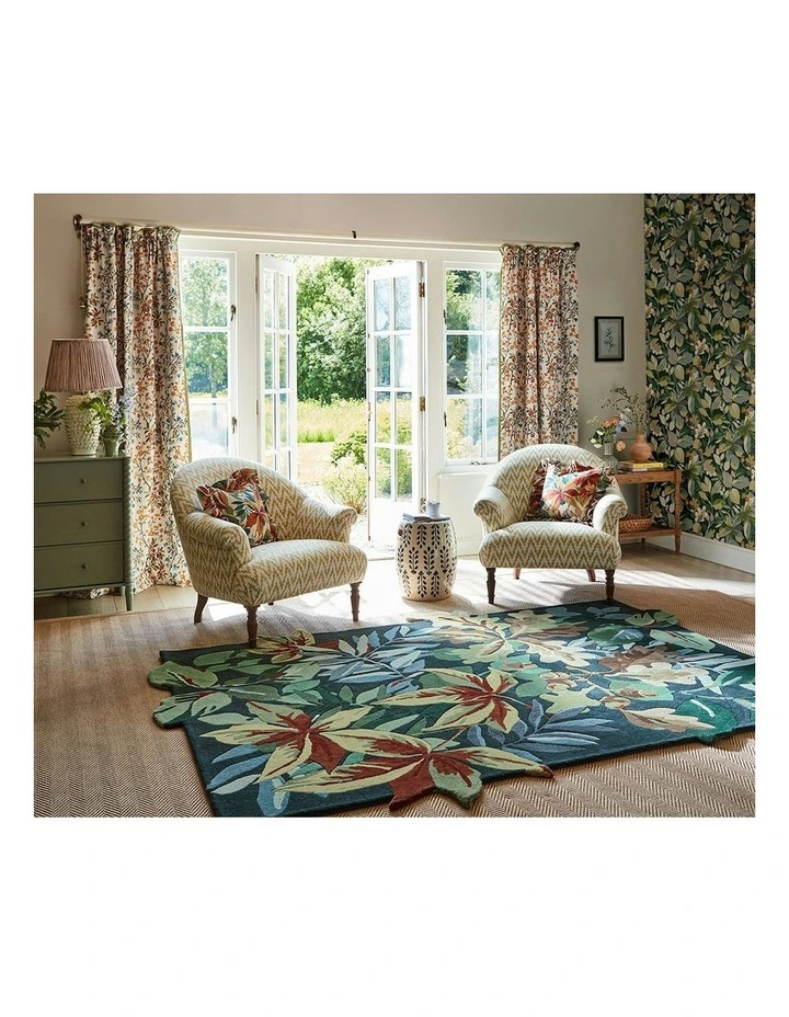 Robin's Wood Rug in Forest Green image 2