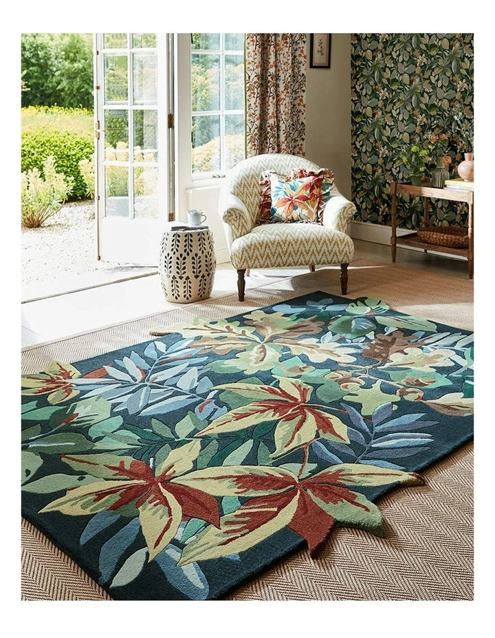 Robin's Wood Rug in Forest Green image 3