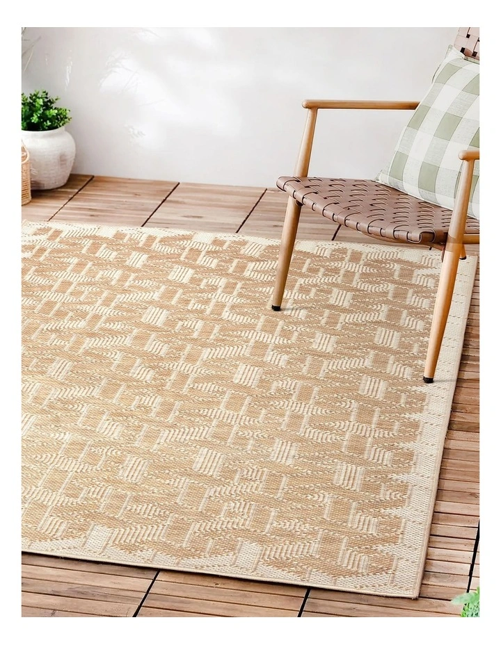 Patio Kudo Outdoor Rug in Natural image 1