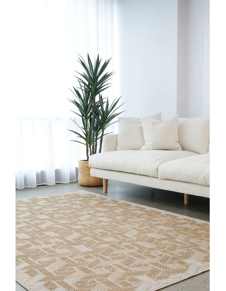 Patio Kudo Outdoor Rug in Natural image 2