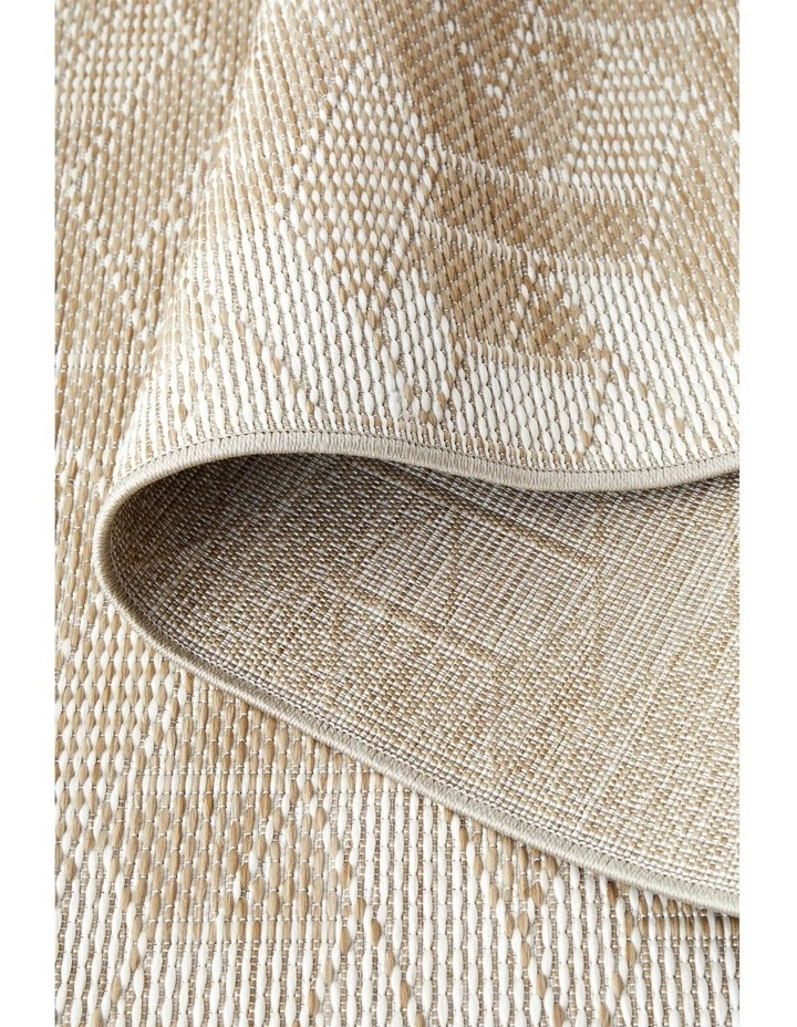 Patio Kudo Outdoor Rug in Natural image 6