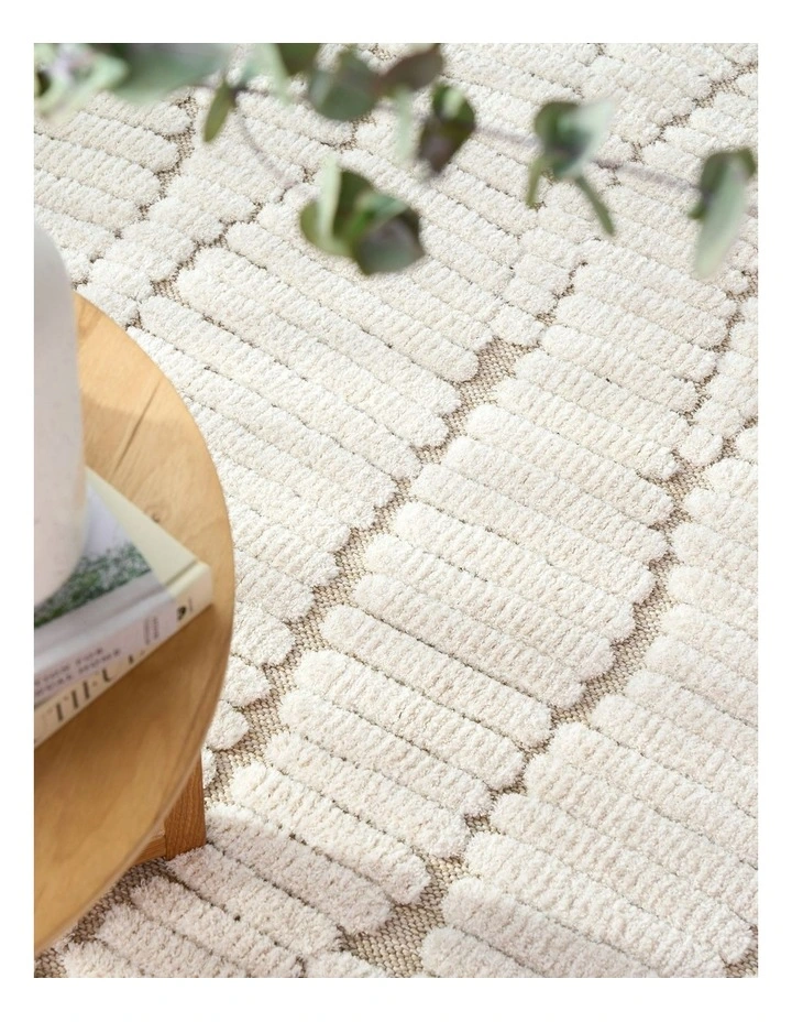 Villa Fossil Rug in Cream image 3