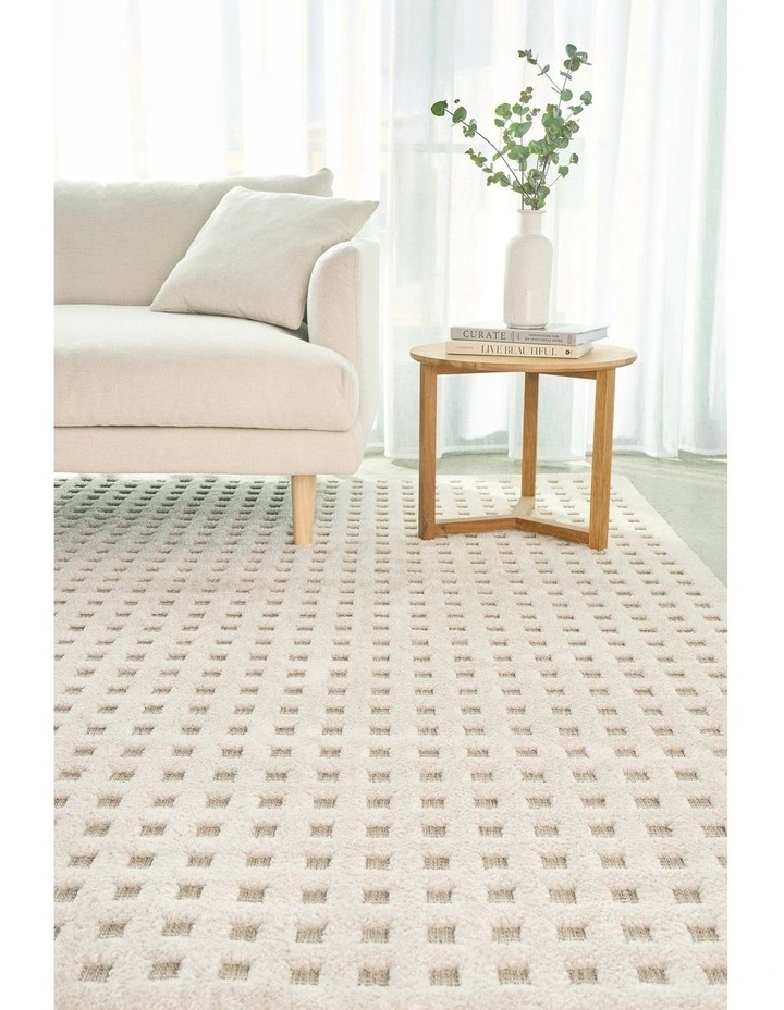 Villa Raine Rug in Natural image 2