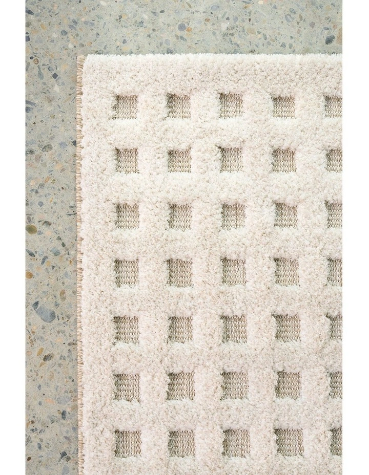 Villa Raine Rug in Natural image 5