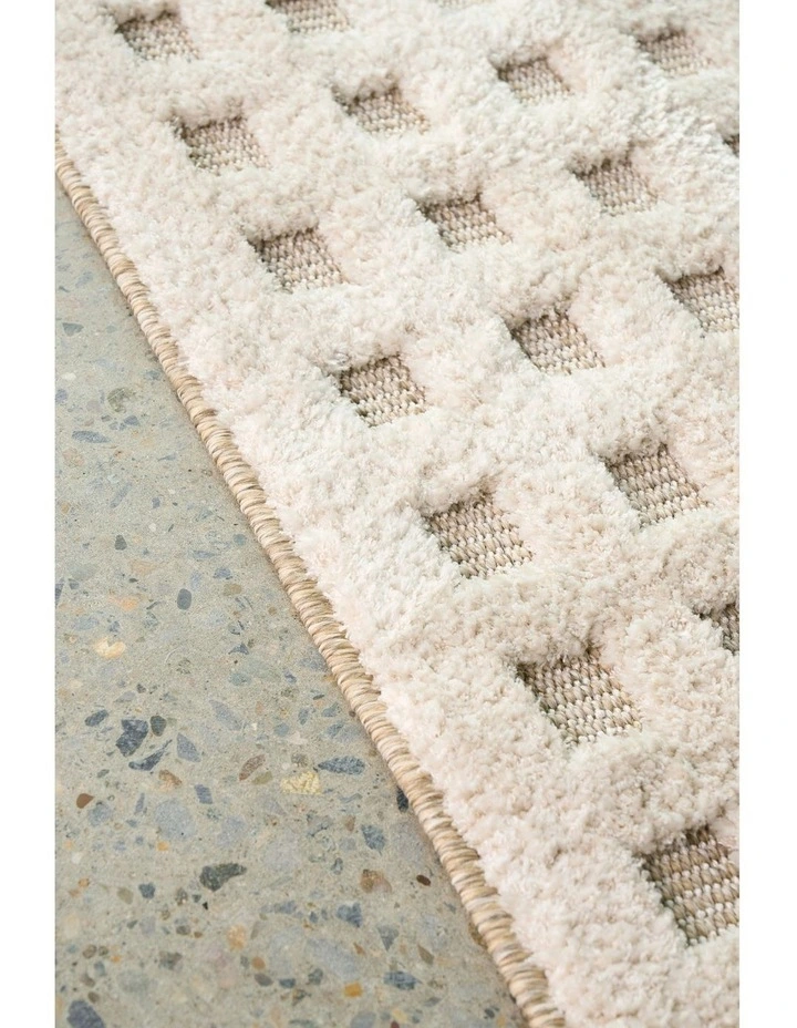 Villa Raine Rug in Natural image 6