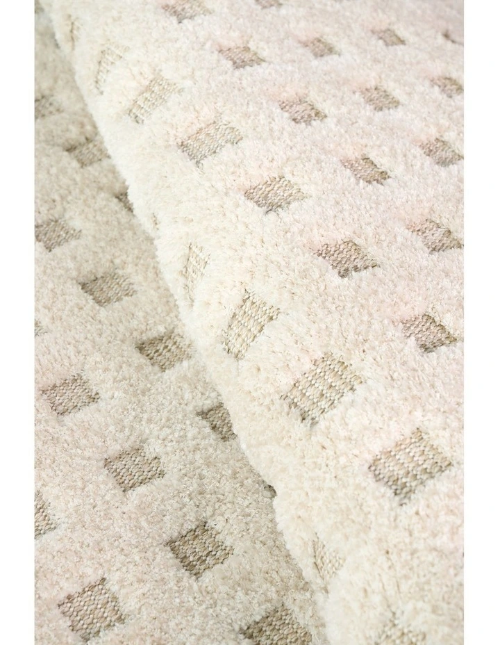 Villa Raine Rug in Natural image 7