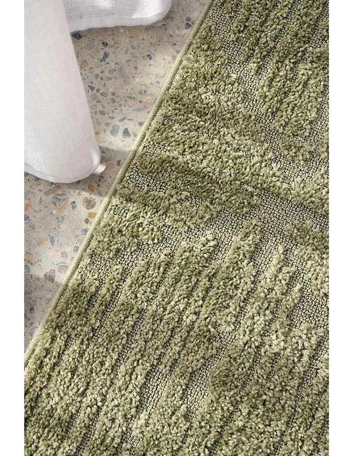 Envy Shilo Rug in Green image 4