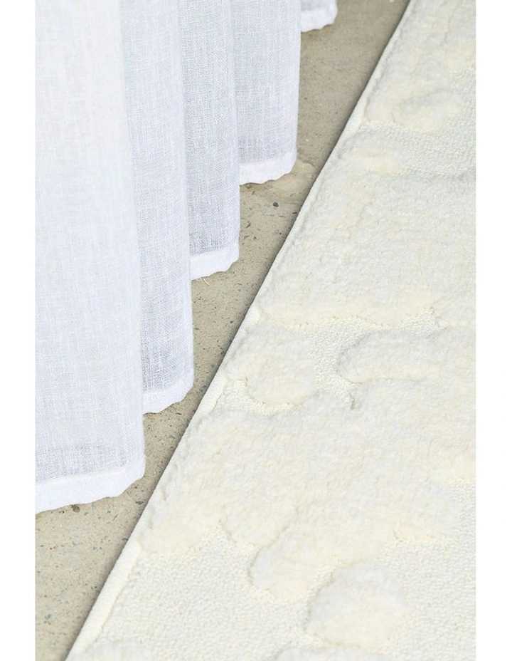 Haven Nyla Runner Rug in White image 3