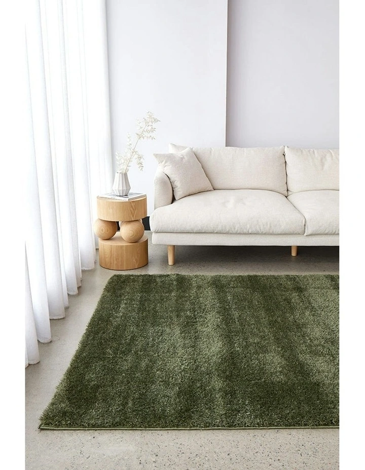 Sienna Rug in Green image 2
