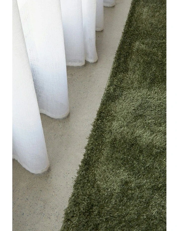 Sienna Rug in Green image 4