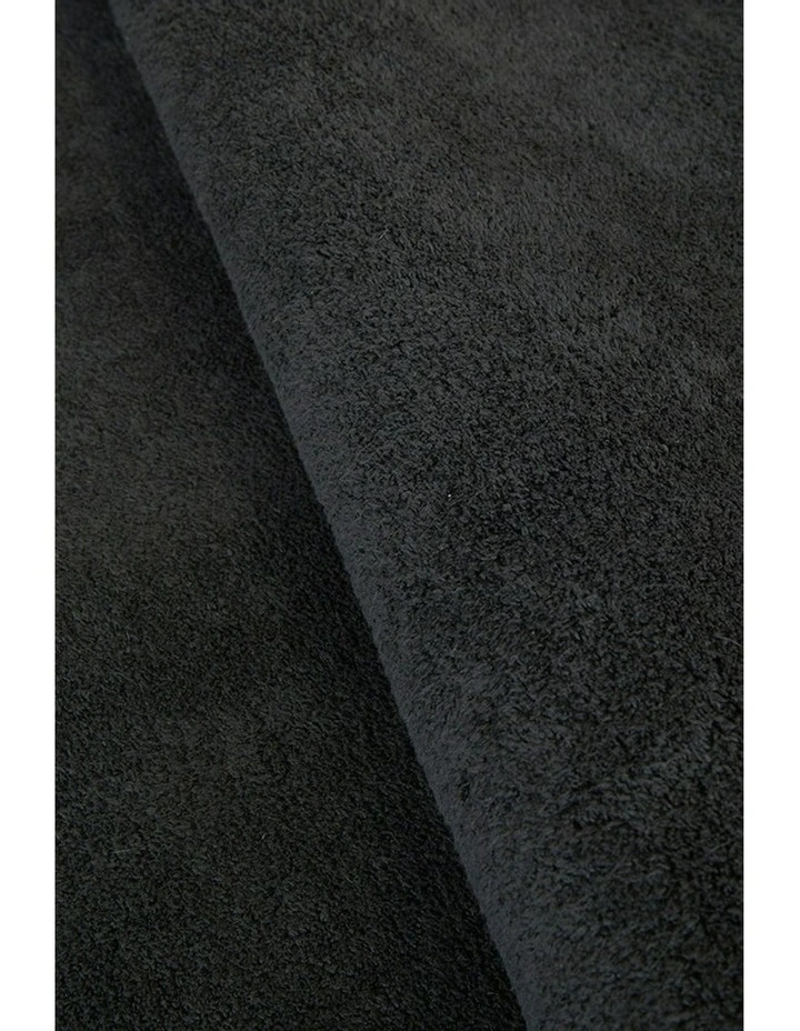 Evelyn Rug in Black image 6